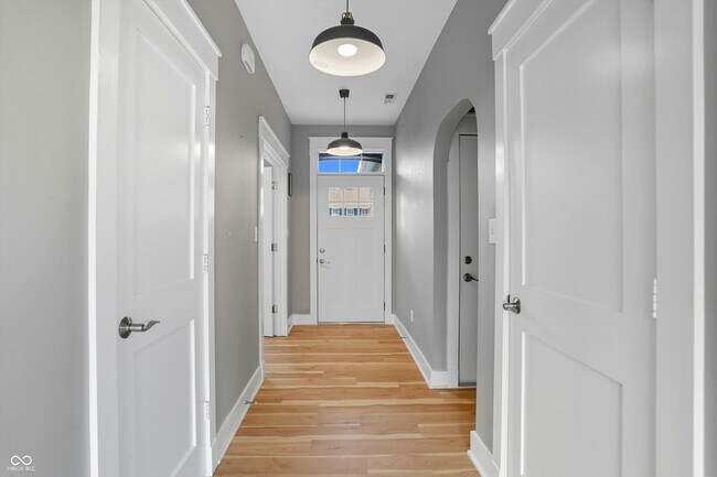 Foto del edificio - 12438 Hawks Landing Dr