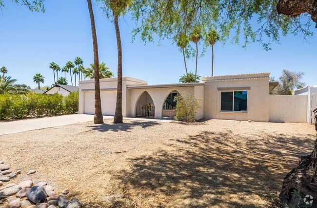 Building Photo - 14232 N 52nd St