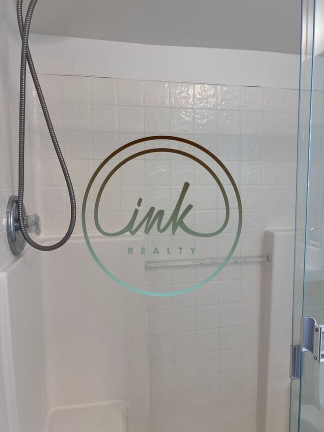 1668 E Minden Village Loop, Minden, NV 89423 Townhome Rentals in