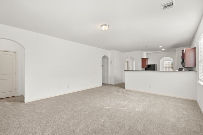 Foto del edificio - 718 Crystal Lakes Dr