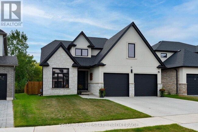 Building Photo - 19 Aspen Cir