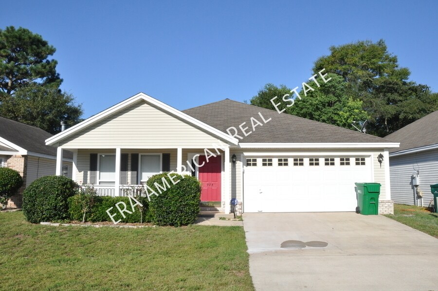 Primary Photo - 973 Claeven Cir