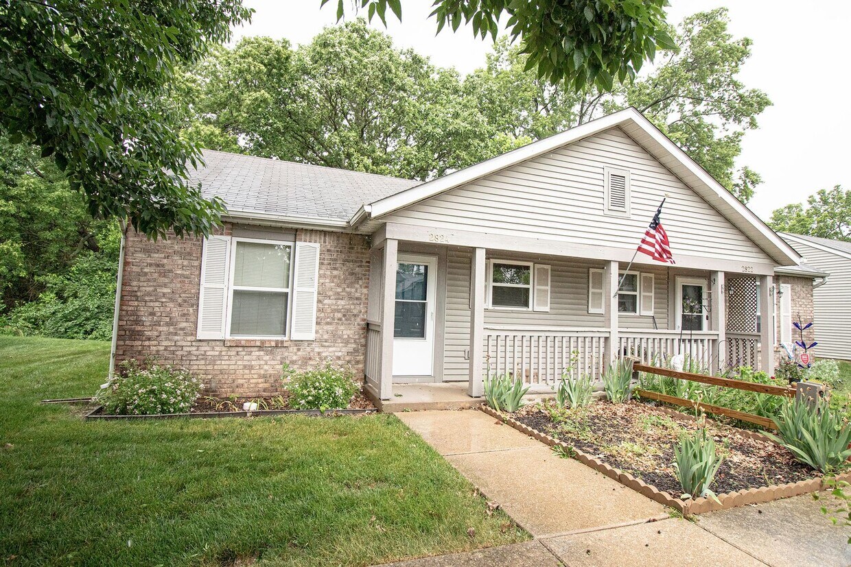 Foto principal - 2822/2824 Plaza Ln