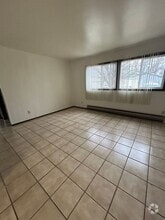 Building Photo - 1728 La Cres St