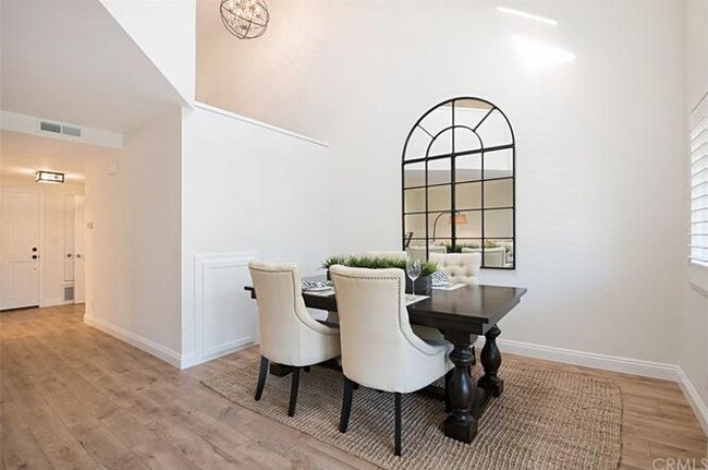 Foto del edificio - 1409 W Durness St