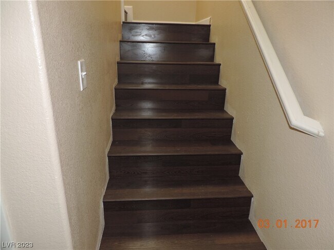Foto del edificio - 8609 Dodds Canyon St