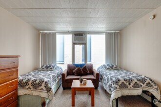 Interior Photo - 307 Thompson - Furnished Studios