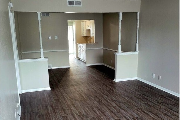 Living & Dining Room - Westwood Villa Apartments