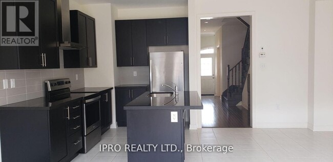 Building Photo - 52 Adventura Rd