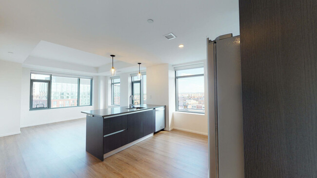 Building Photo - 341 Harrison Ave