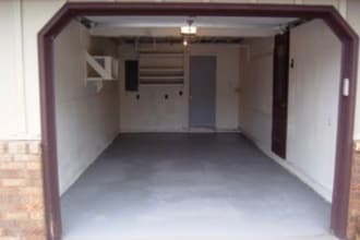 Building Photo - 1402 Heuss Ave