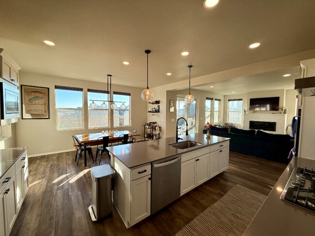 Foto del edificio - 450 Fairchild St