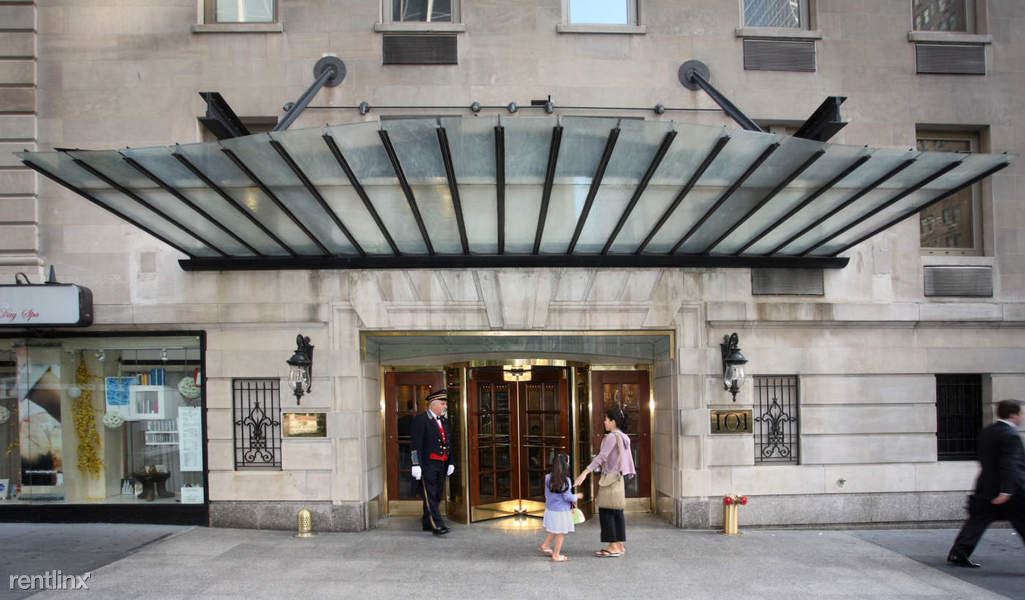 Building Photo - 100 W 55th St