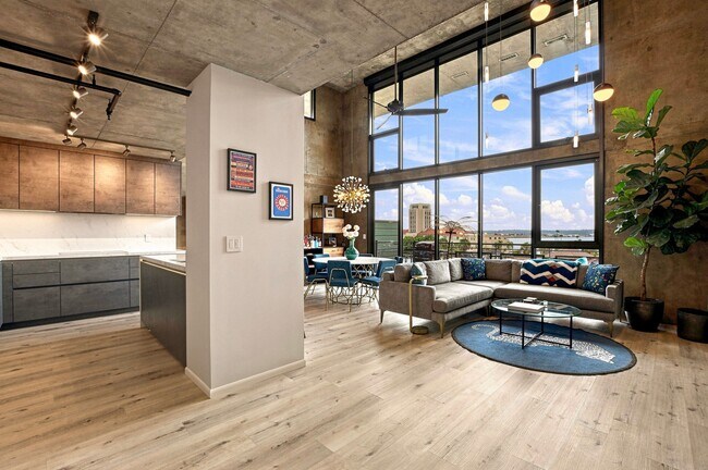 Foto del edificio - 1780 Kettner Blvd