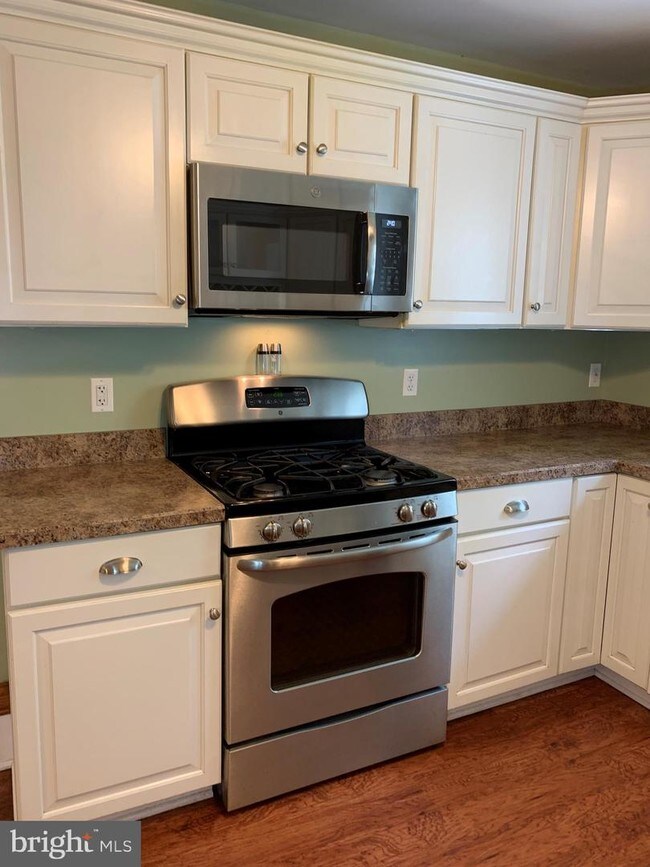 Foto del edificio - 2 Central Ave