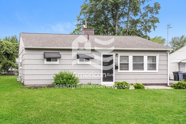 Building Photo - 4522 Riverside Dr