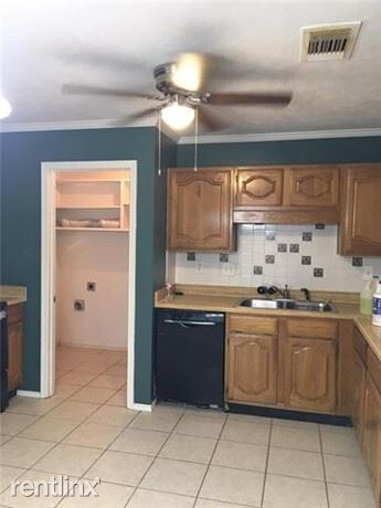 Building Photo - 2 br, 2 bath House - 26 Brewster Court