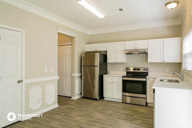 Building Photo - 3116 Tuckland Dr