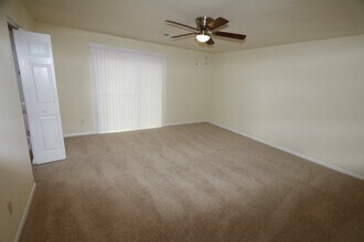 Building Photo - 2319 Quail Valley E Dr