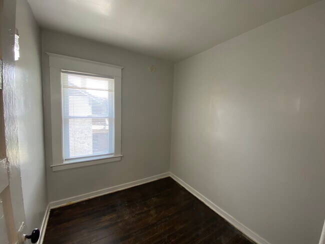 Foto del edificio - 942 Fountain St NE