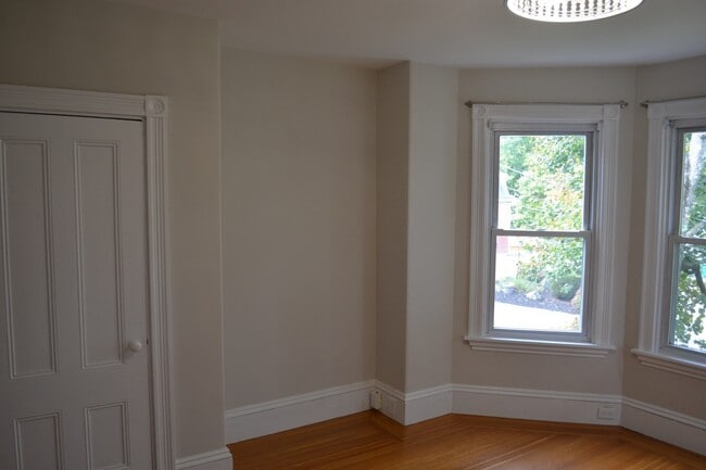 Building Photo - 66 Hoyle St