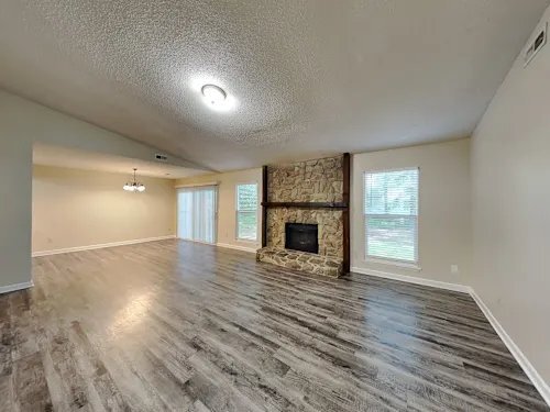 Foto del edificio - 4700 Cricklewood Ln
