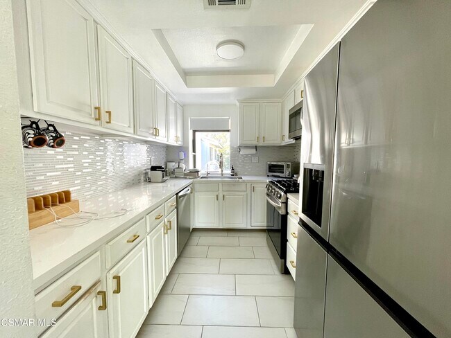 Foto del edificio - 6524 Stoney View Ln