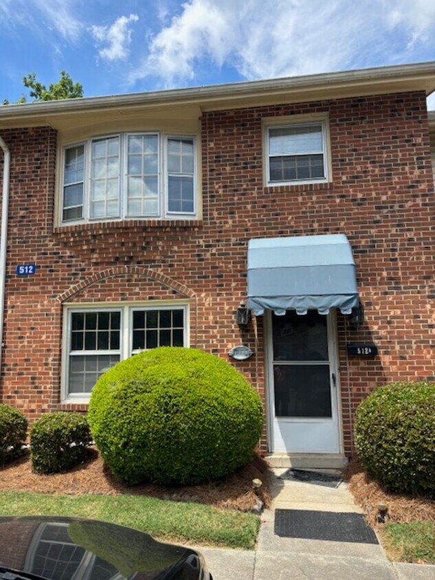Primary Photo - Burlington / Townhome