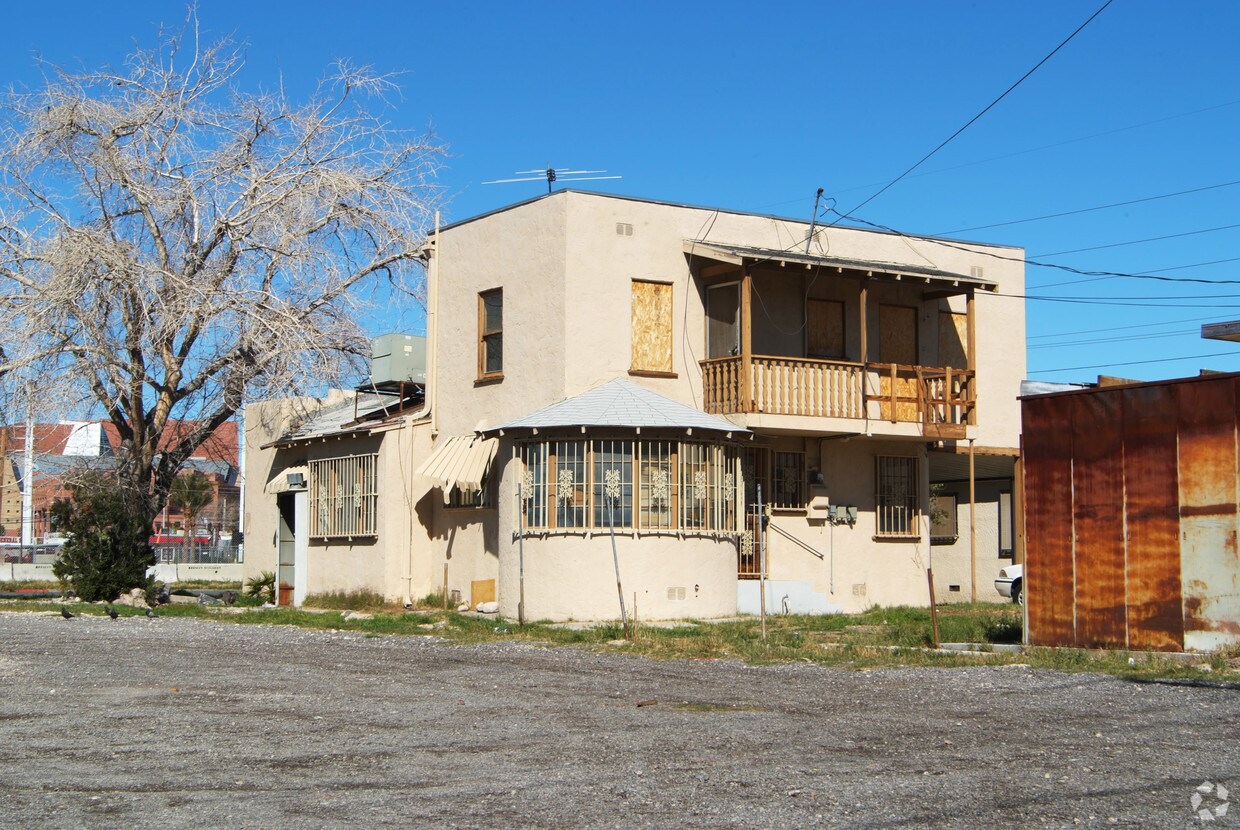 Building Photo - 811 S 3rd St