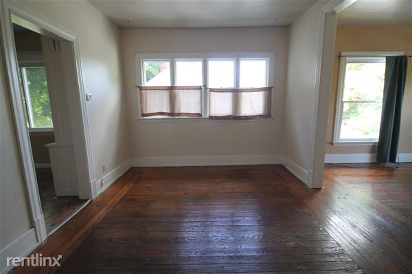 Building Photo - 1015 Fremont Ave NW