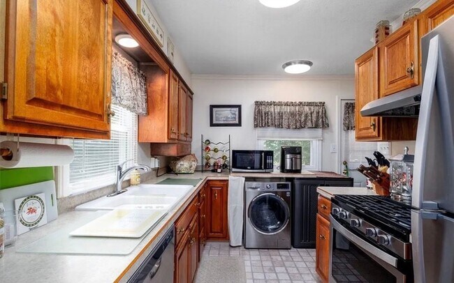 Foto del edificio - 3 Bedroom Ranch - Available Now