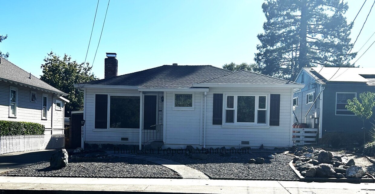 Primary Photo - West Petaluma Home