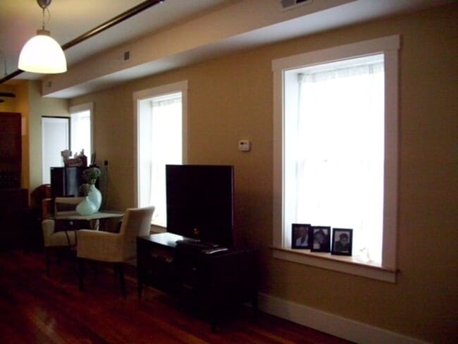 Foto del edificio - 2716 Cherokee St