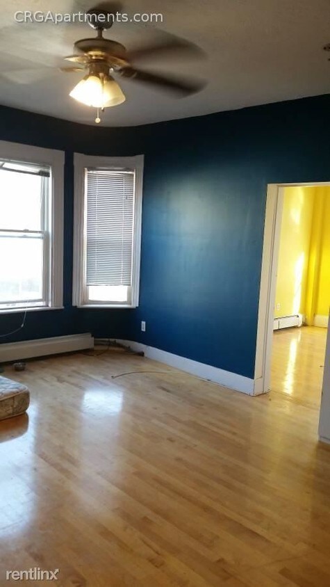 Foto principal - 202 Highland Ave