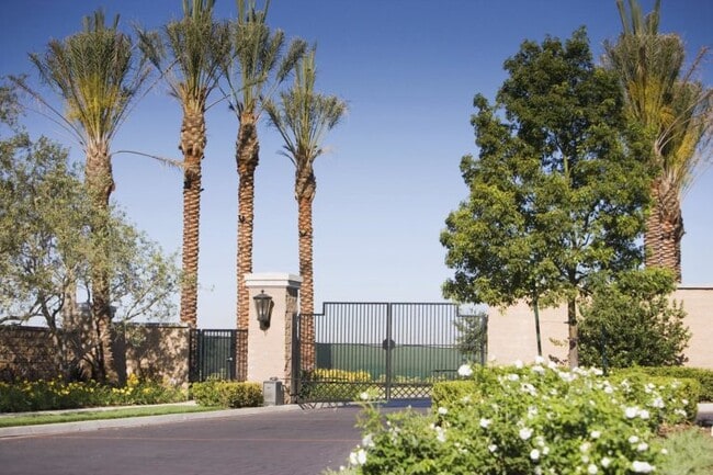 Building Photo - 5604 Altamura Way