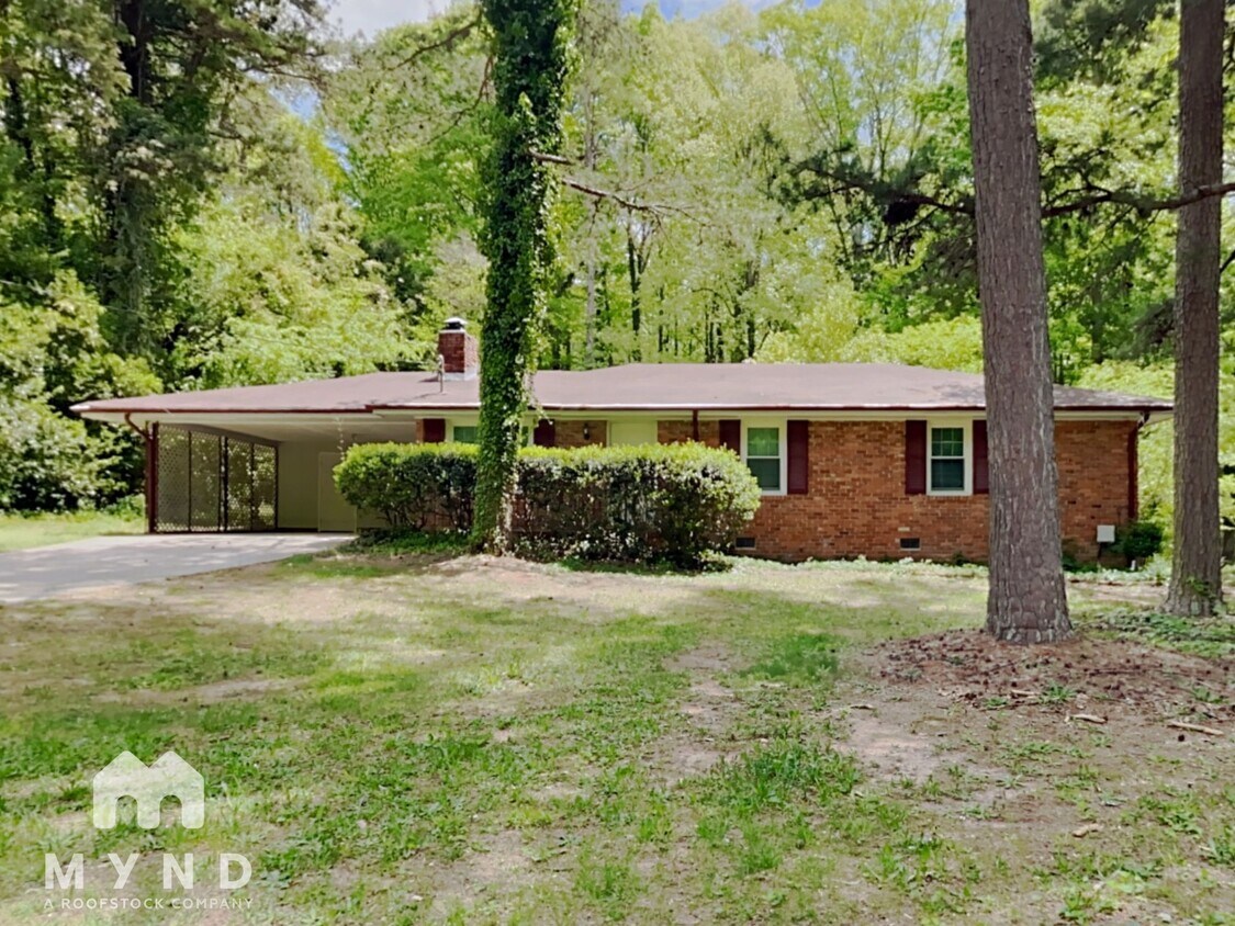 Foto principal - 392 Colchester Dr