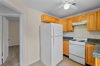 Building Photo - 5410 Belle Vista Ave