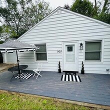 Building Photo - 905 W Rockland Rd