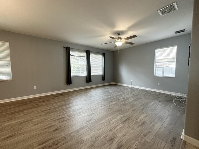 Building Photo - "Spacious 5-Bedroom Retreat with Scenic Views in The Verandahs!"