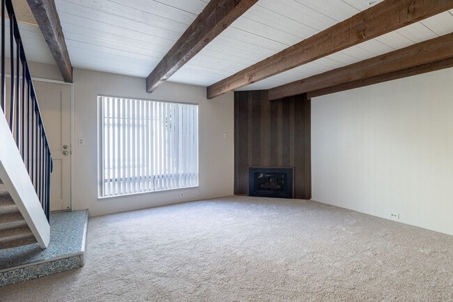 Building Photo - Live in the Heart of Midtown Sacramento!  ...
