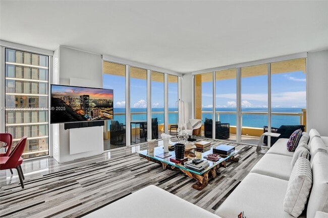 Foto del edificio - 17875 Collins Ave