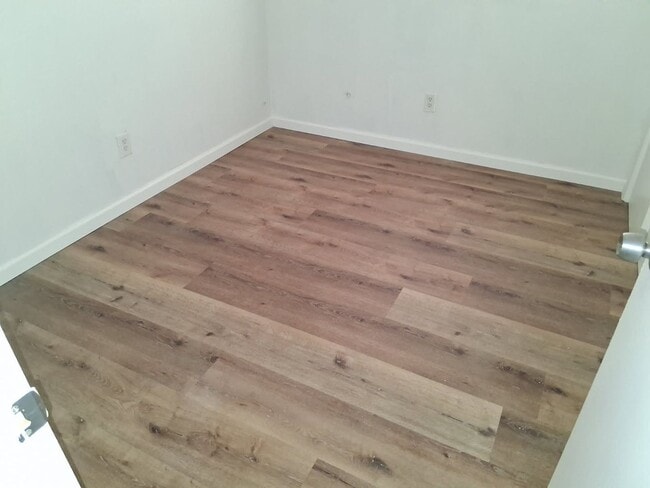 Foto del edificio - 605 N 5th Ave