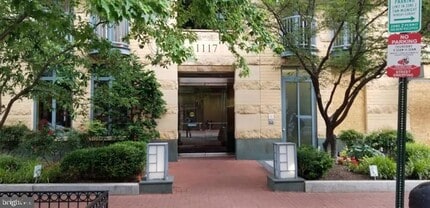 Building Photo - 1117 10th St NW