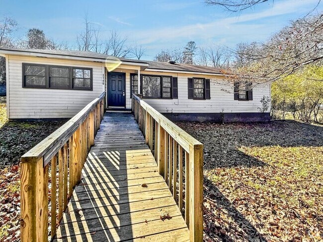 Building Photo - 3146 Sweeney Hollow Rd