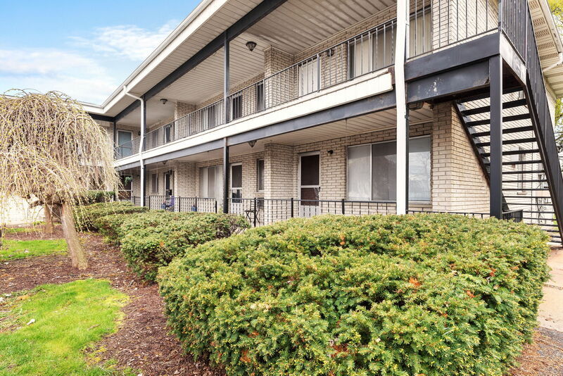 3934 Howe Rd, Wayne, MI 48184 Condo for Rent in Wayne, MI