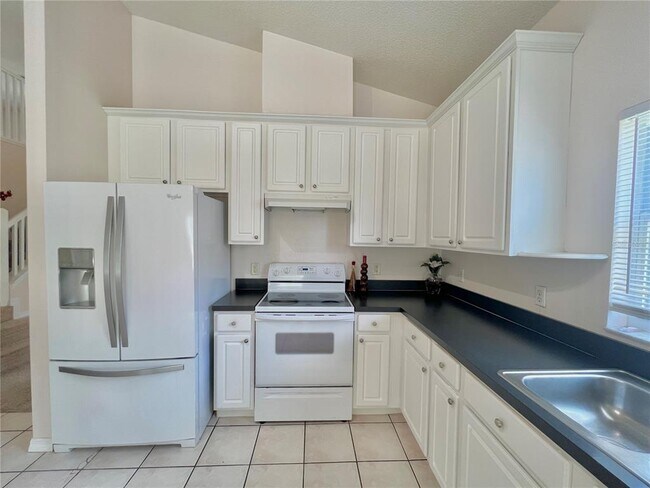 Building Photo - 242 Bridge Creek Blvd