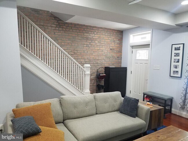 Foto del edificio - 1311 West Virginia Ave NE