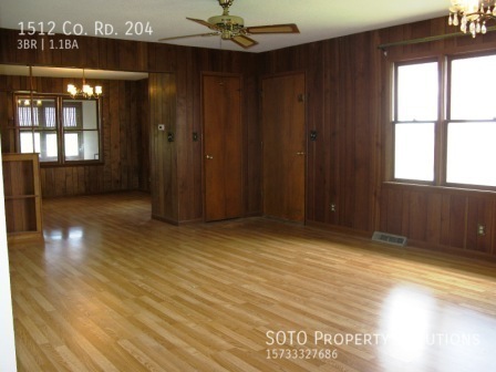 Building Photo - 3BD/1.5BA in Scott City