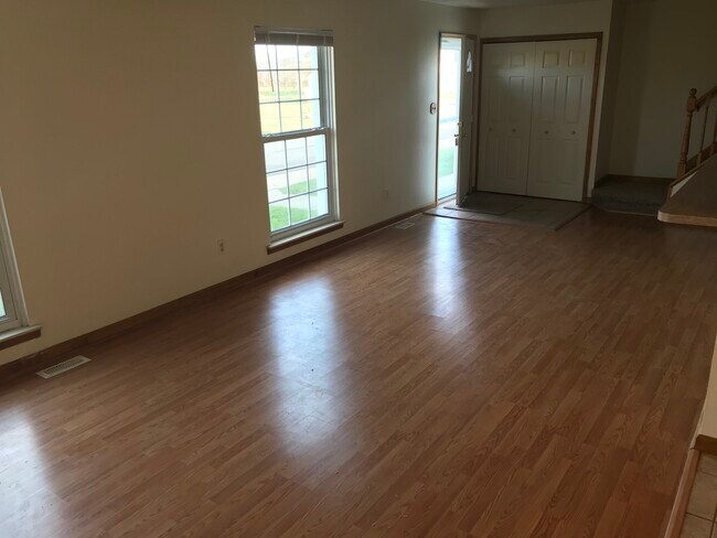 Living Room - 28390 Brookfield Ct