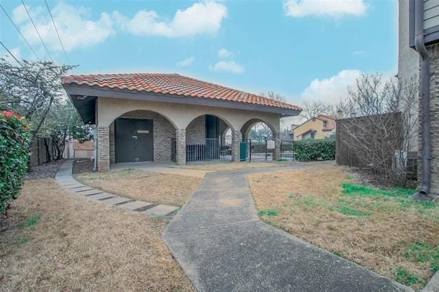 Foto del edificio - 5757 E University Blvd
